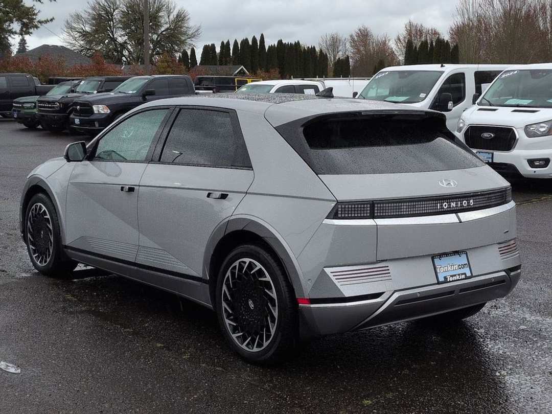 2024 Hyundai Ioniq 5 Limited - Image 3