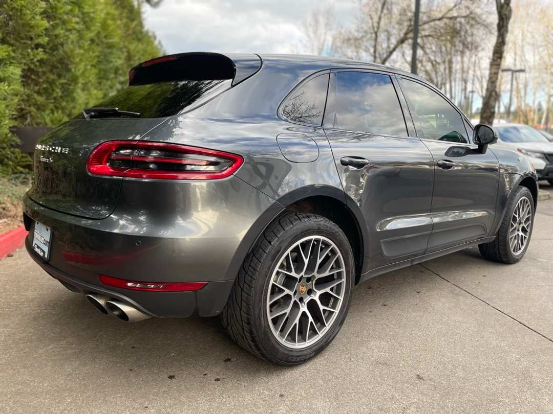2018 Porsche Macan S - Image 4