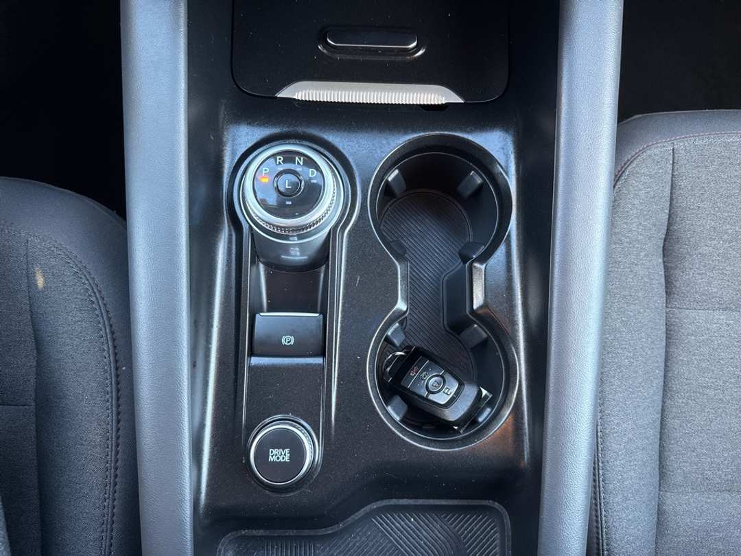 2025 Ford Explorer Active - Image 36