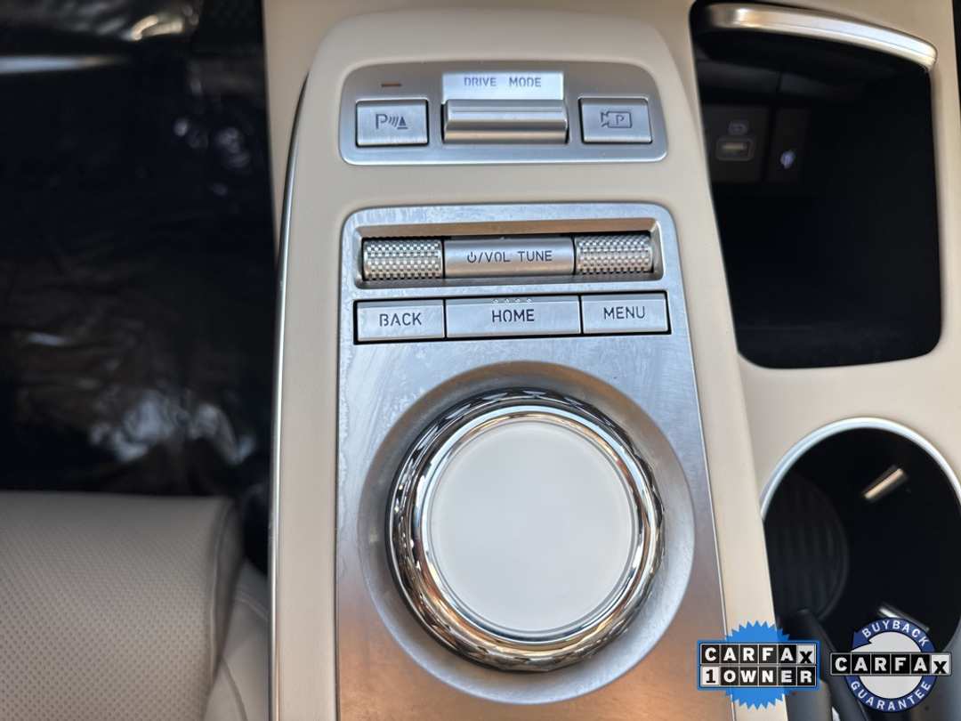 2025 Genesis Gv70 2.5T - Image 29