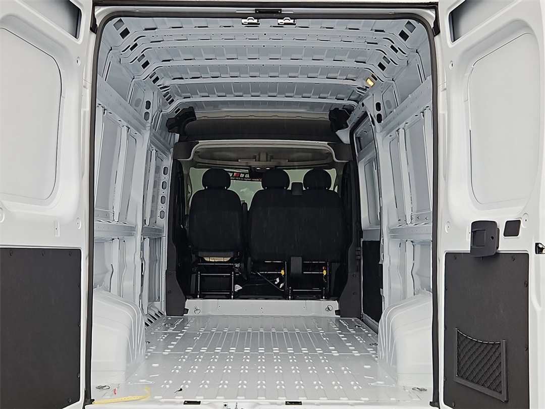 2026 Ram Promaster 2500 High Roof - Image 23