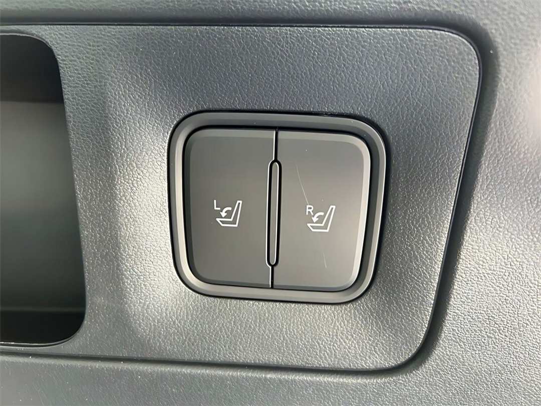 2026 Hyundai Ioniq 9 SEL - Image 27