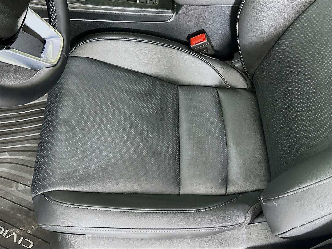 2026 Honda Civic Sport Touring - Image 19