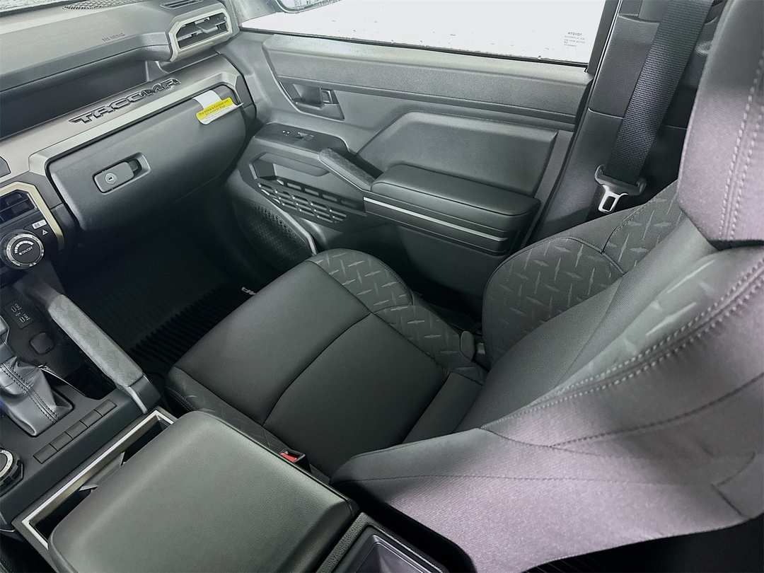 2025 Toyota Tacoma SR5 - Image 23