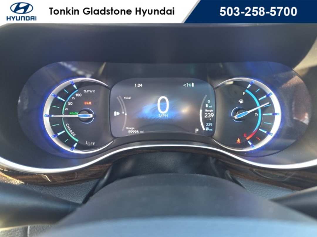 2023 Chrysler Pacifica Limited - Image 15