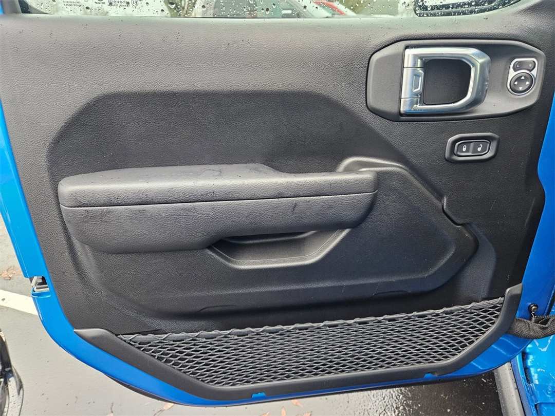 2026 Jeep Gladiator Rubicon - Image 10