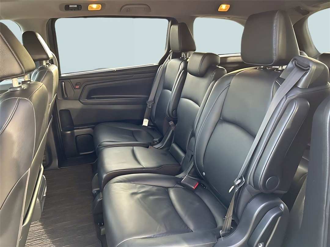 2024 Honda Odyssey EXL - Image 10