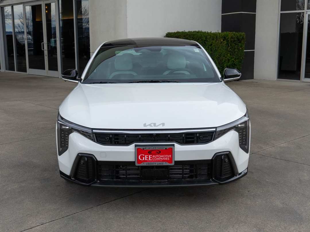 2026 Kia K4 GTLine Turbo - Image 2