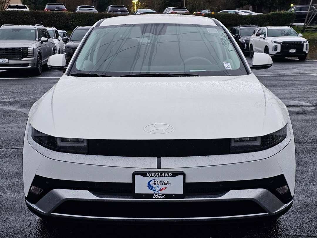 2026 Hyundai Ioniq 5 SEL - Image 2