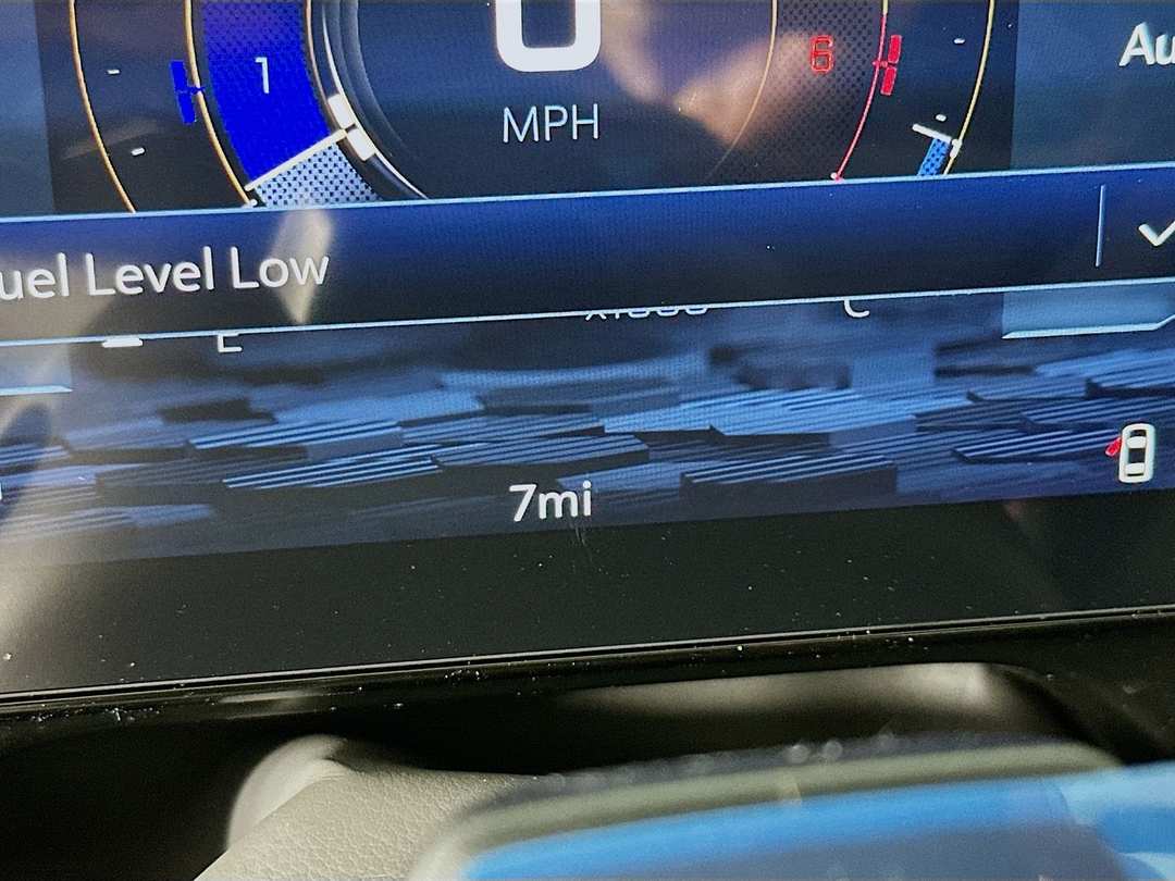 2026 Chevrolet Suburban RST - Image 12