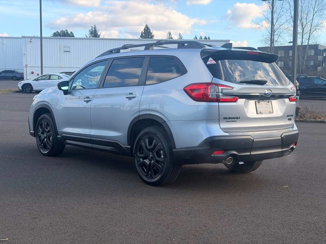 2026 Subaru Ascent Onyx Edition Touring - Image 5