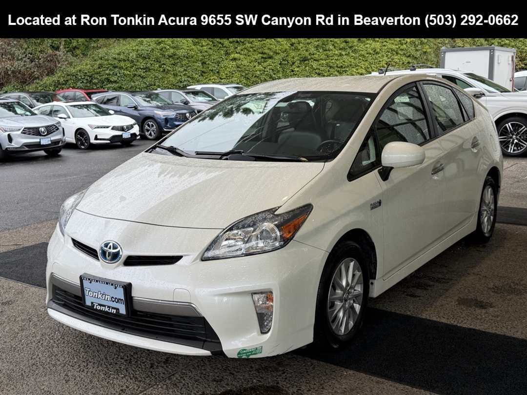 2015 Toyota Prius Advanced - Image 4