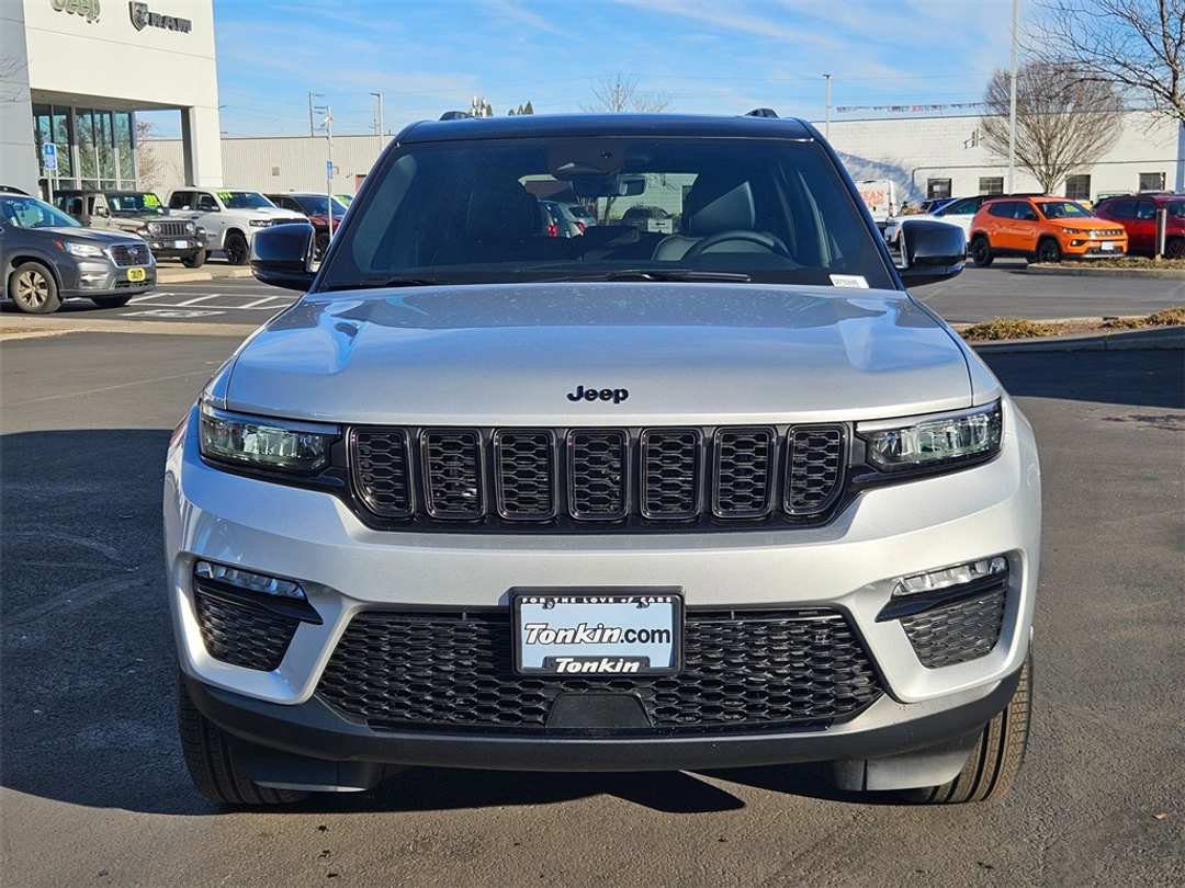 2025 Jeep Grand Cherokee Limited - Image 9