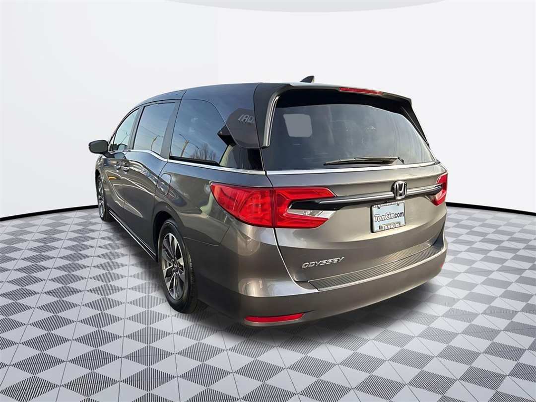 2024 Honda Odyssey EXL - Image 5