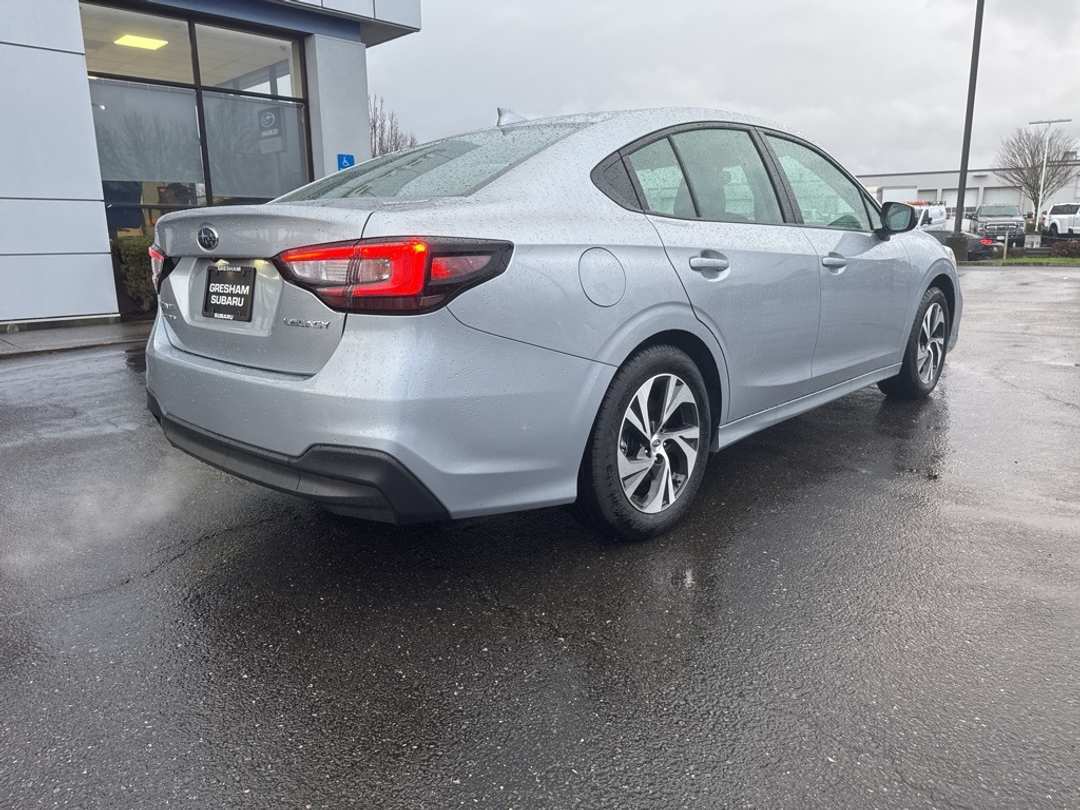 2025 Subaru Legacy Premium - Image 7