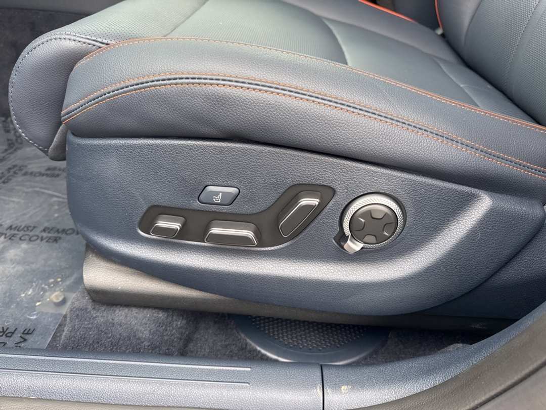 2026 Genesis Gv70 2.5T Sport Prestige - Image 20