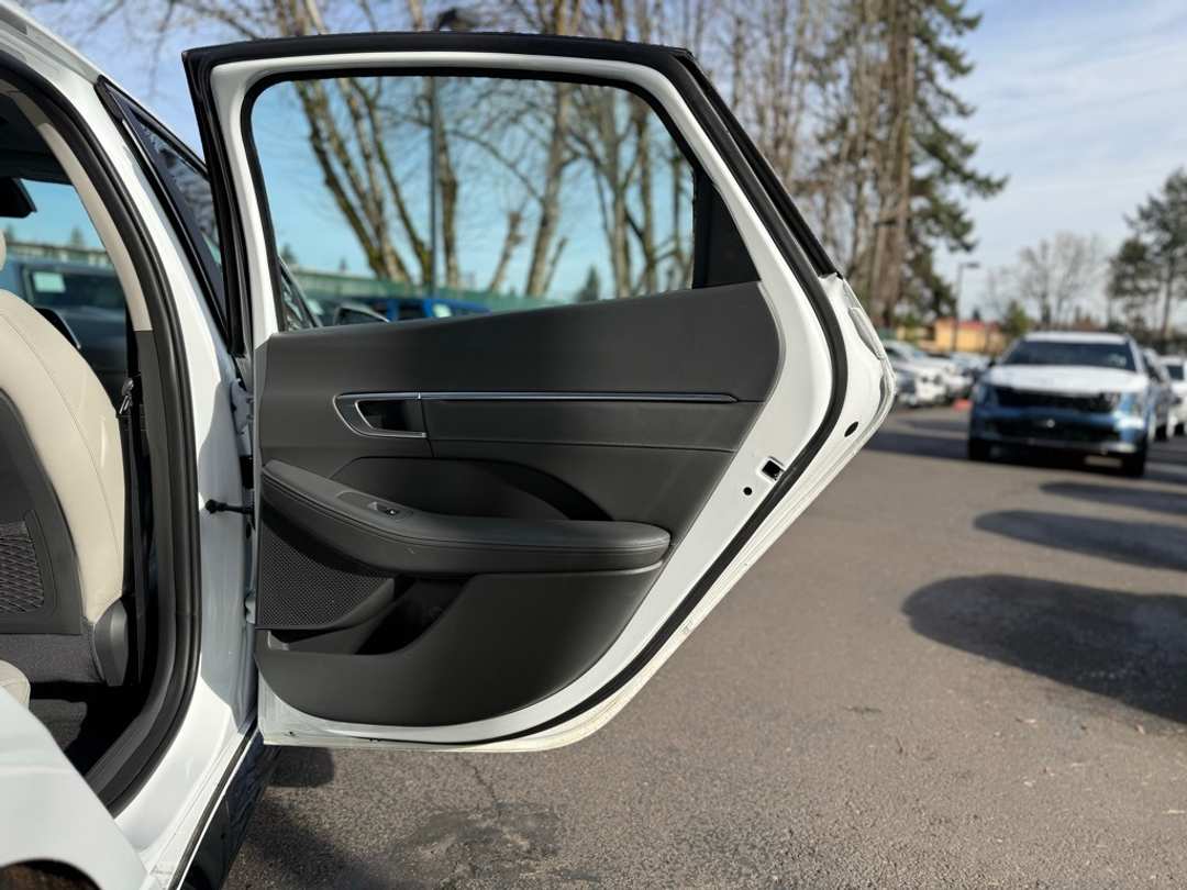 2021 Hyundai Sonata Limited - Image 21