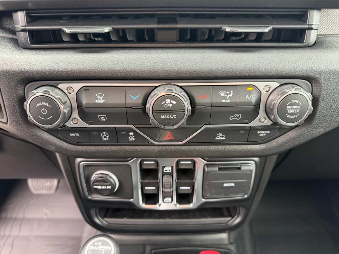 2026 Jeep Wrangler Sport - Image 22