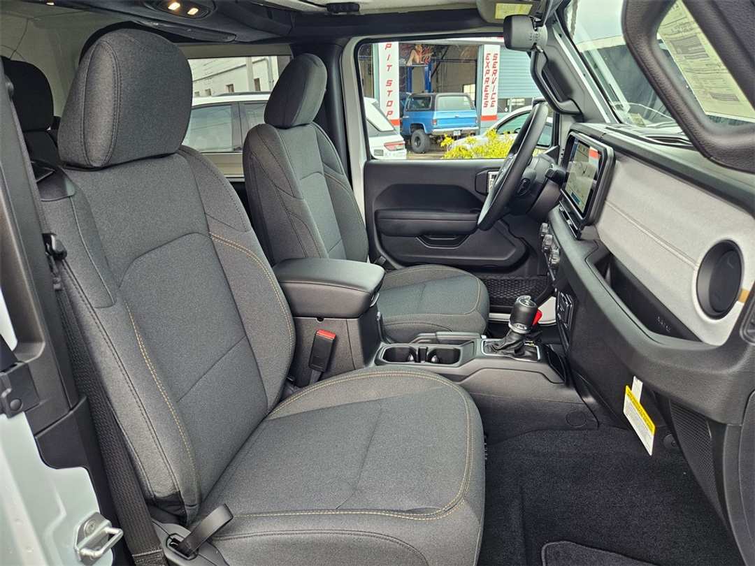 2026 Jeep Wrangler Sport - Image 33