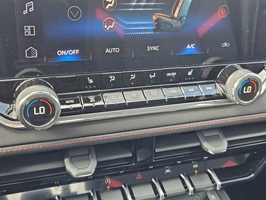 2026 Chevrolet Colorado Z71 - Image 22