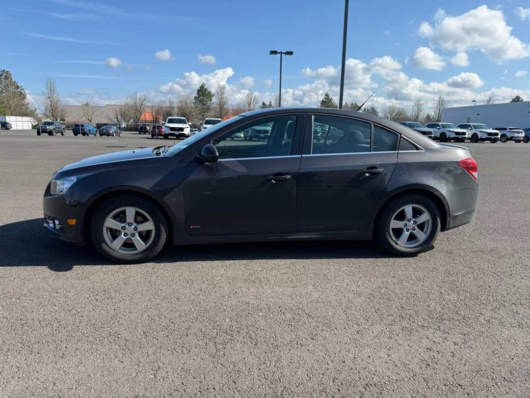2014 Chevrolet Cruze 1LT - Image 4