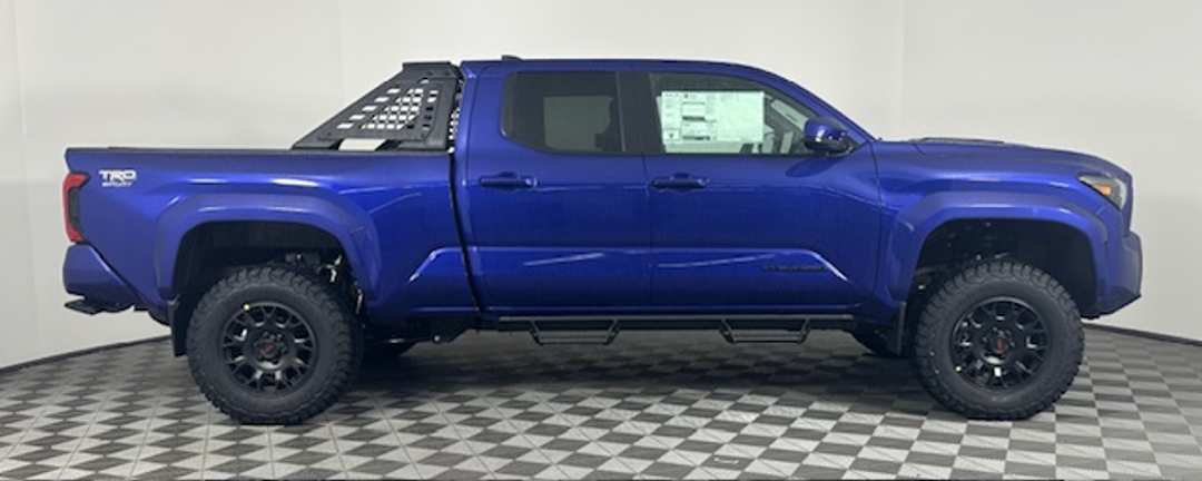 Toyota Tacoma - Image 4