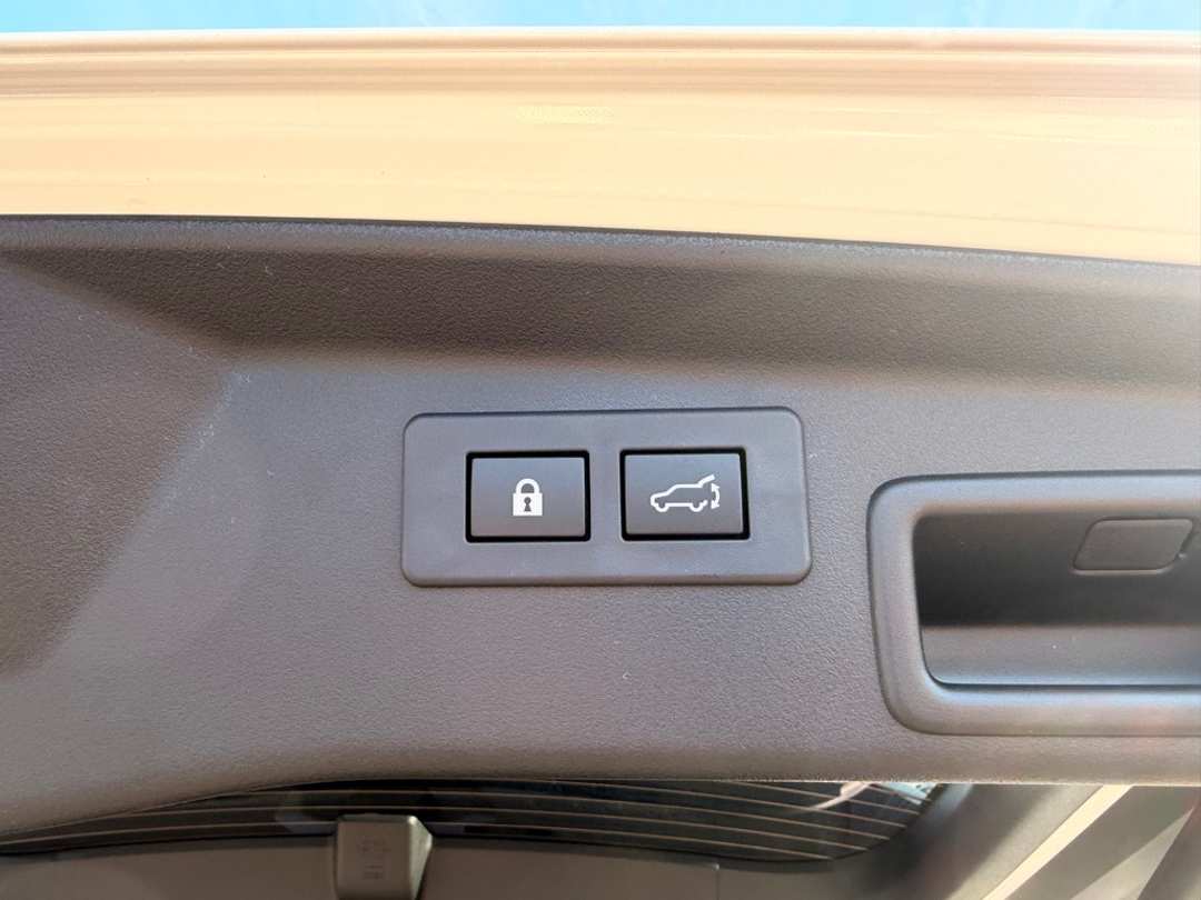 2026 Subaru Outback Touring XT - Image 21