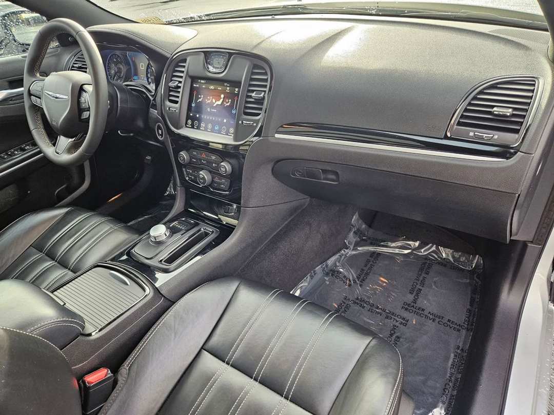 2023 Chrysler 300 S - Image 36