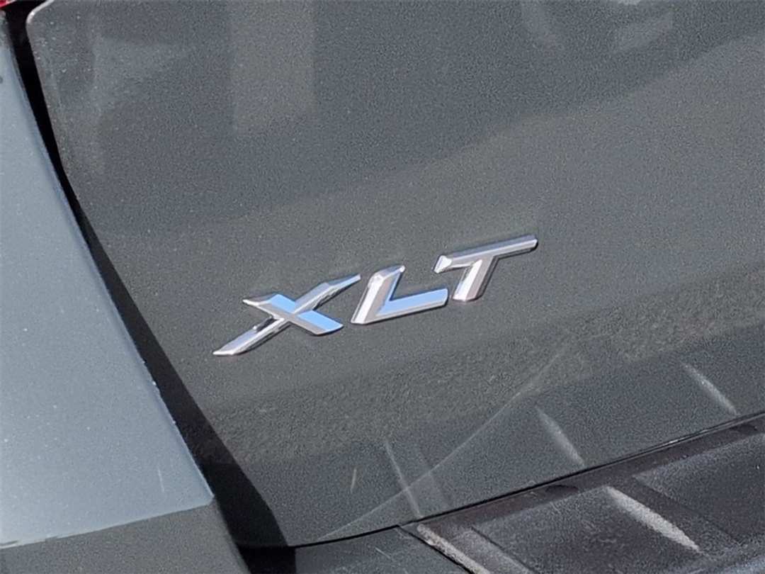 2023 Ford Explorer XLT - Image 24