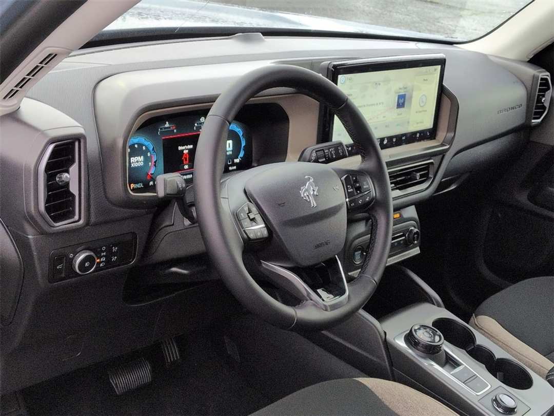 2025 Ford Bronco Sport Big Bend - Image 12