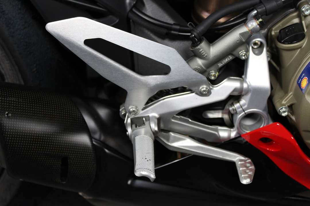 2023 Ducati Panigale V2 Bayliss 1St Championship 20Th Anniversary - Image 16