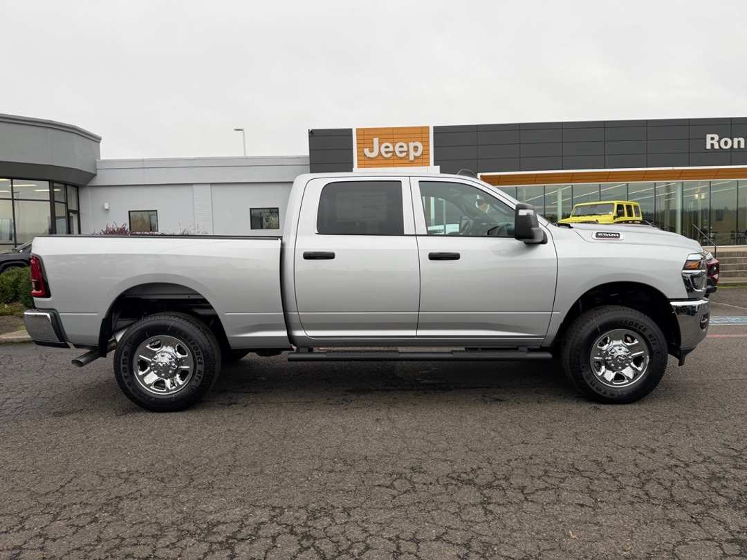 2026 Ram 2500 Tradesman - Image 10