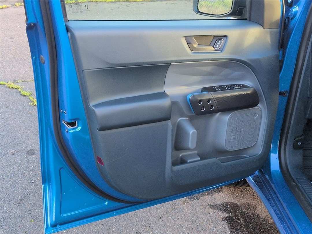 2026 Ford Maverick Lobo Standard - Image 9