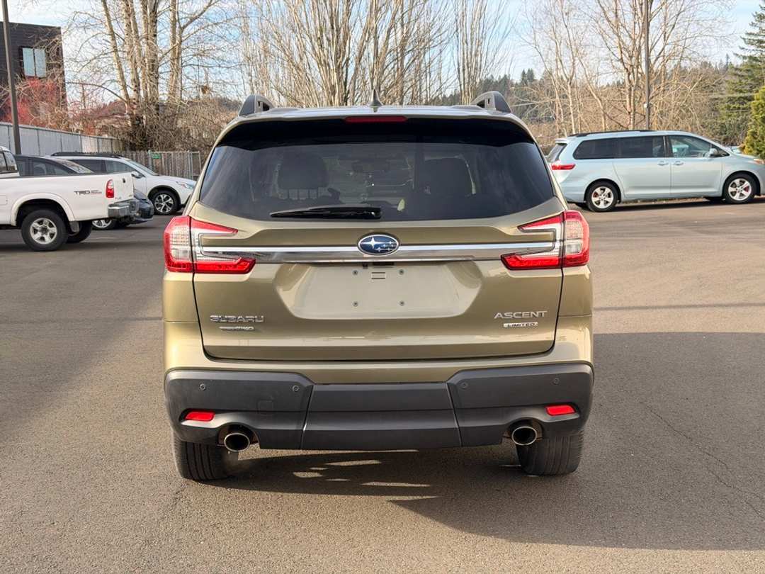 2023 Subaru Ascent Limited - Image 6