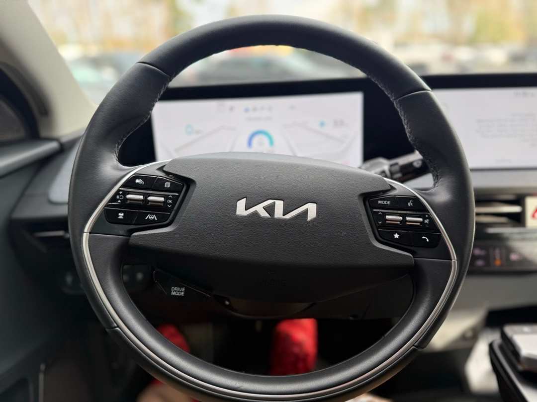 2024 Kia Ev6 Wind - Image 32
