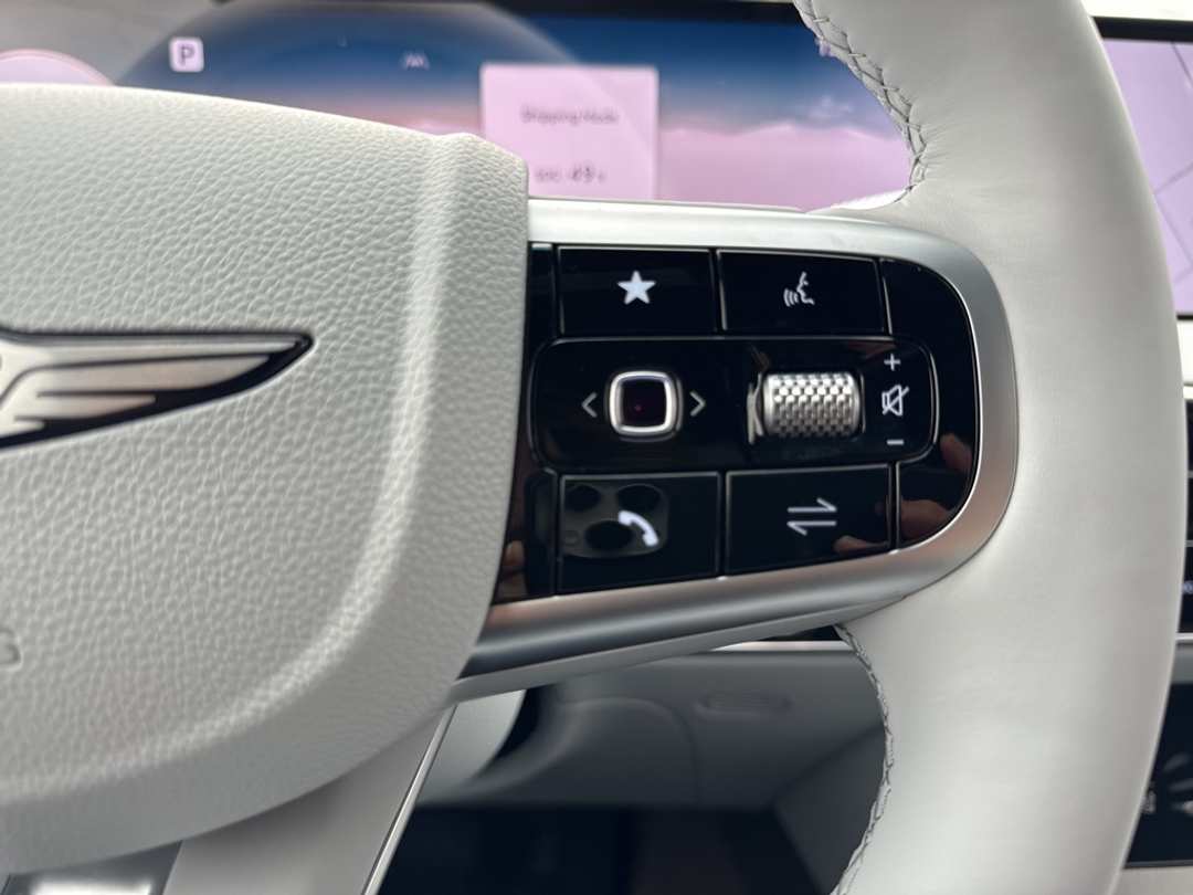 2026 Genesis Gv70 2.5T Advanced - Image 38