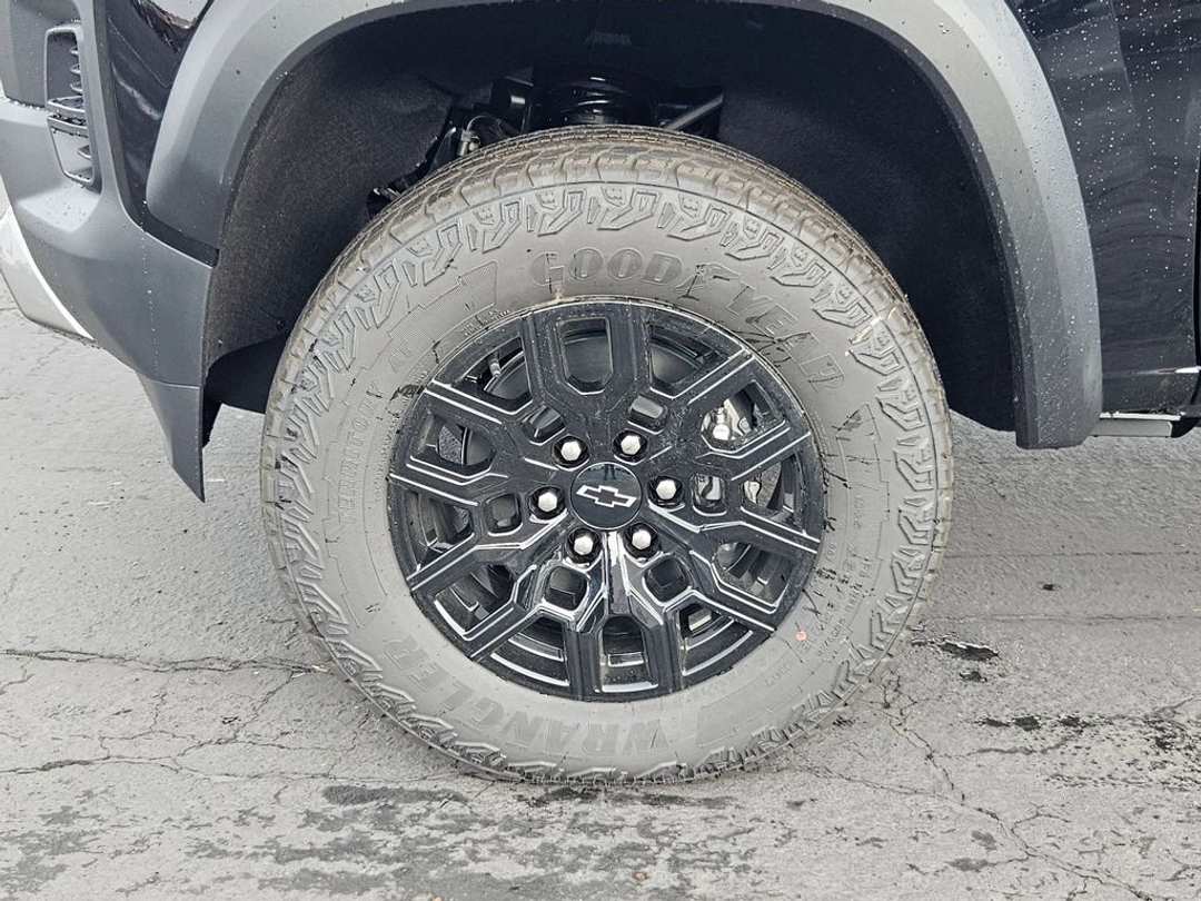 2026 Chevrolet Colorado Trail Boss - Image 42