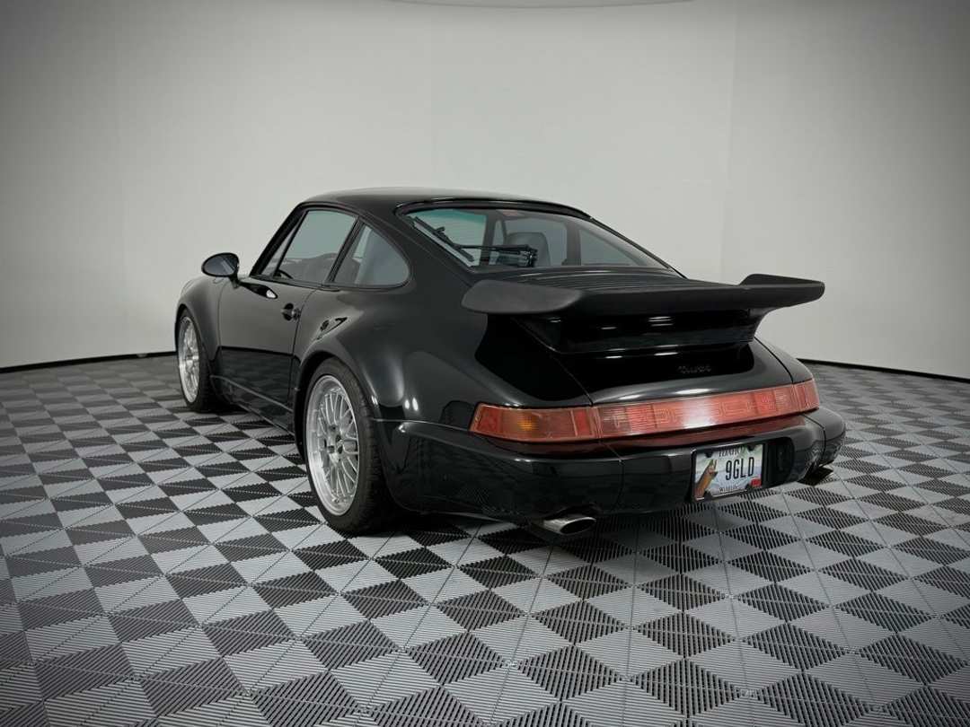 1991 Porsche 911 Turbo - Image 3