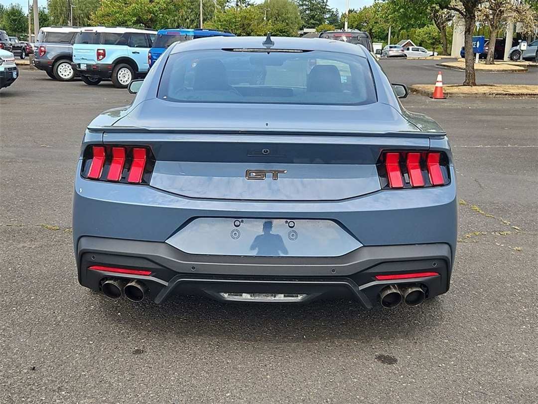 2025 Ford Mustang GT Premium - Image 4