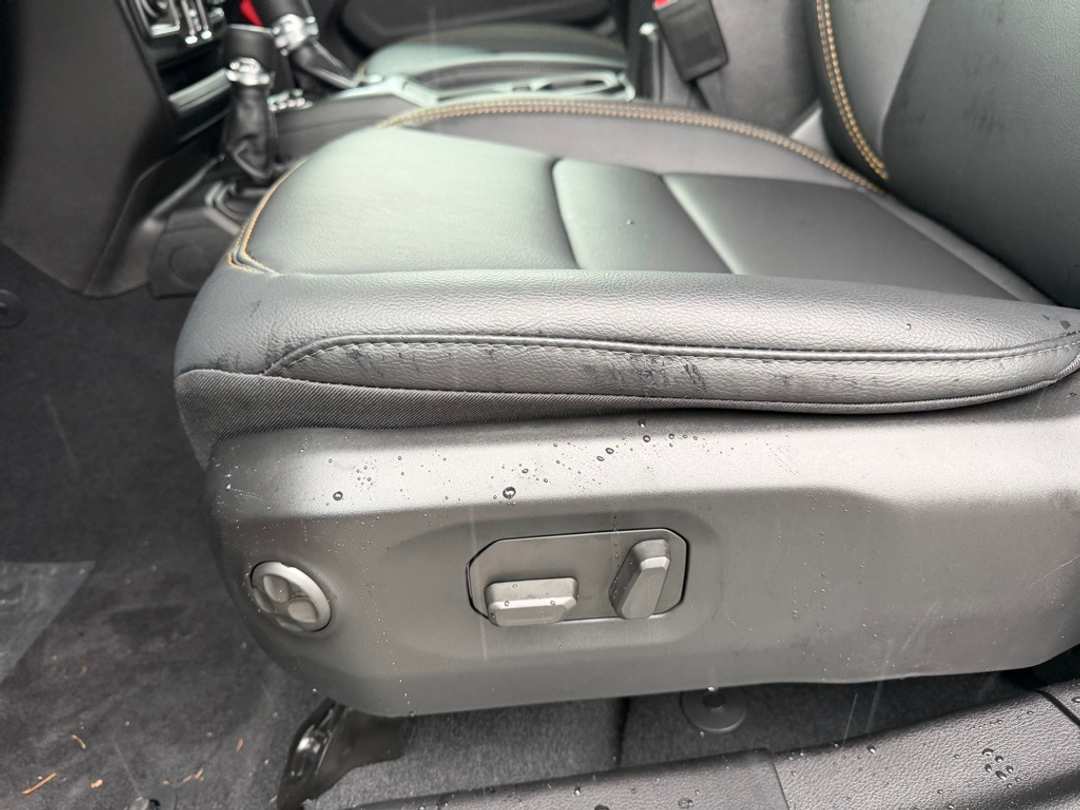 2026 Jeep Wrangler Sahara - Image 14