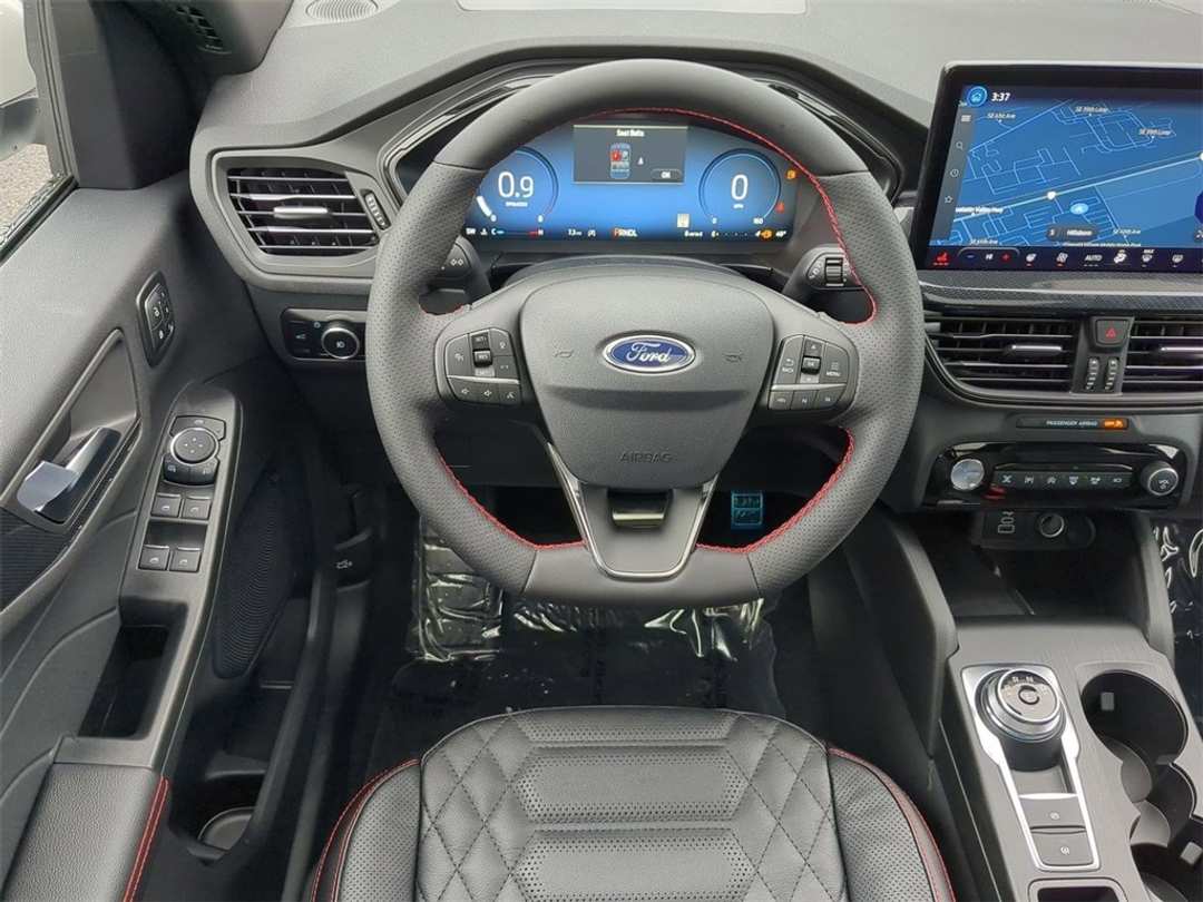 2024 Ford Escape STLine Elite - Image 24