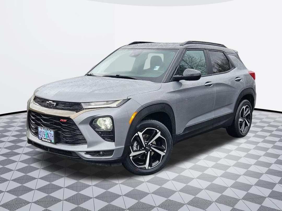 2023 Chevrolet Trailblazer RS - Image 2