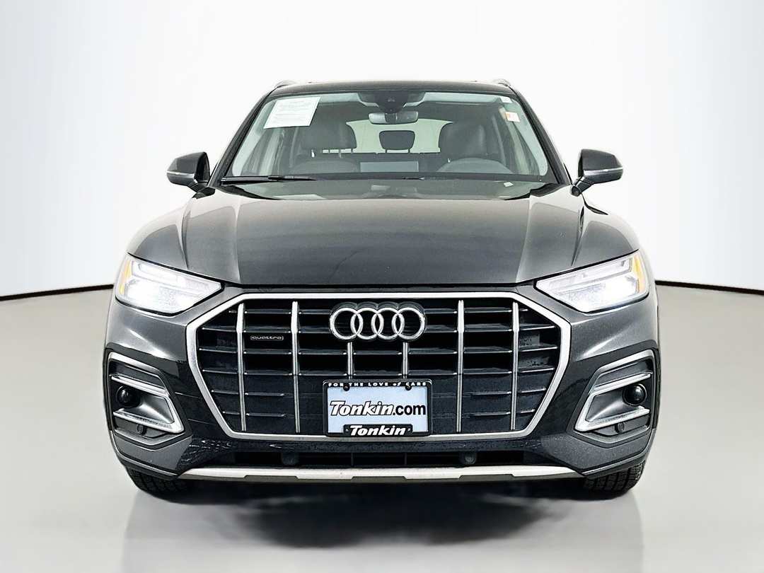 2023 Audi Q5 40 Premium - Image 3