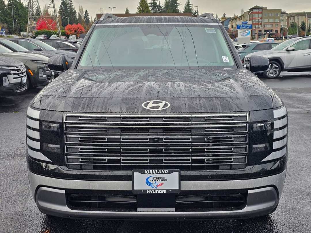 2026 Hyundai Palisade Limited - Image 2