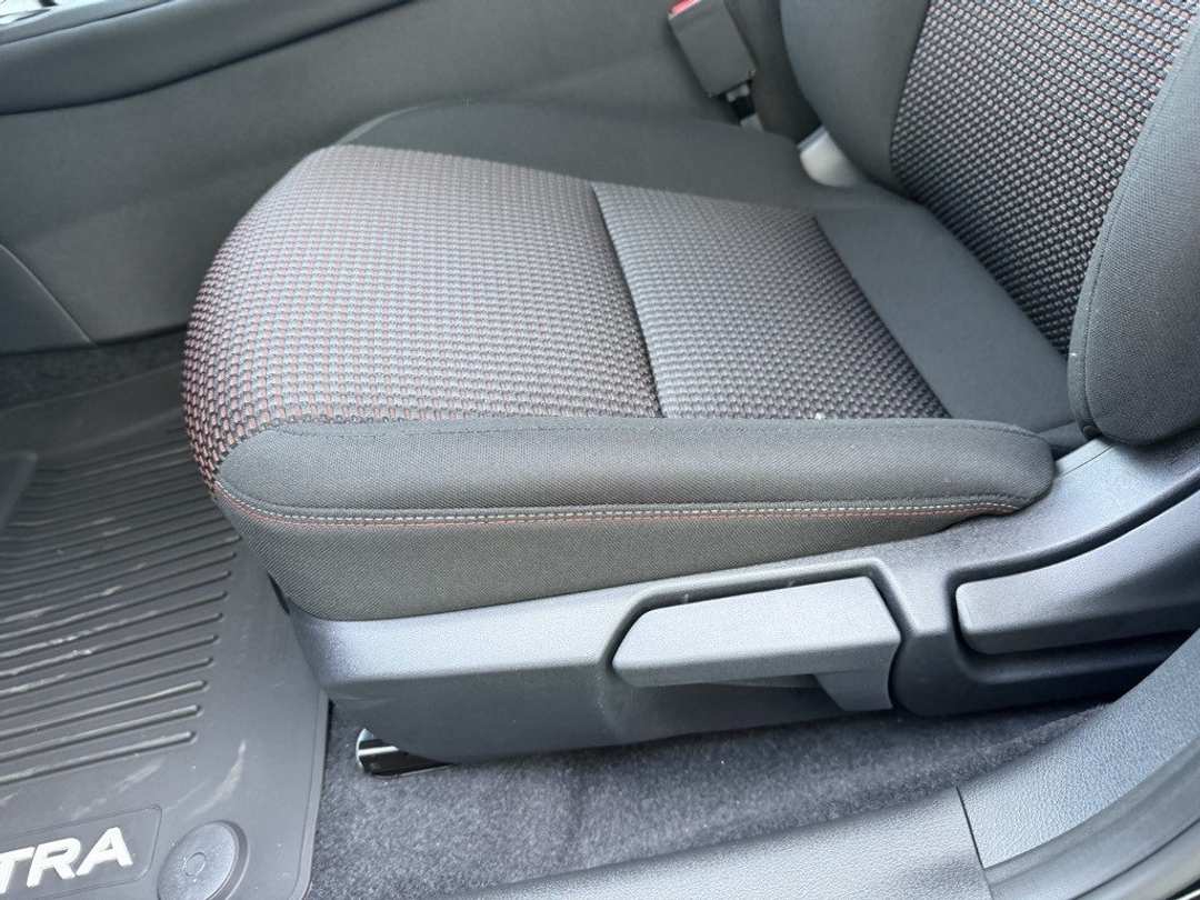 2026 Nissan Sentra SR - Image 12