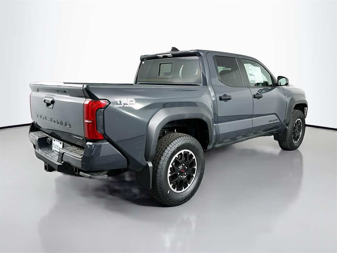 2025 Toyota Tacoma TRD Off Road - Image 7