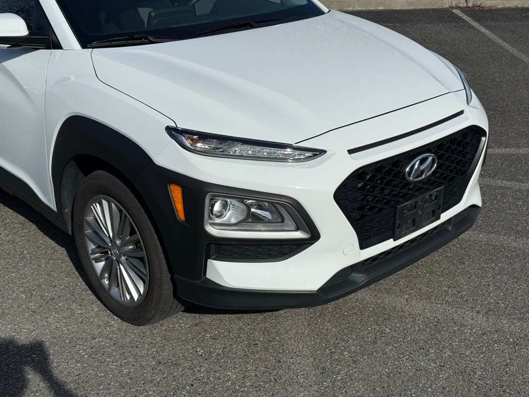 2021 Hyundai Kona SEL - Image 2