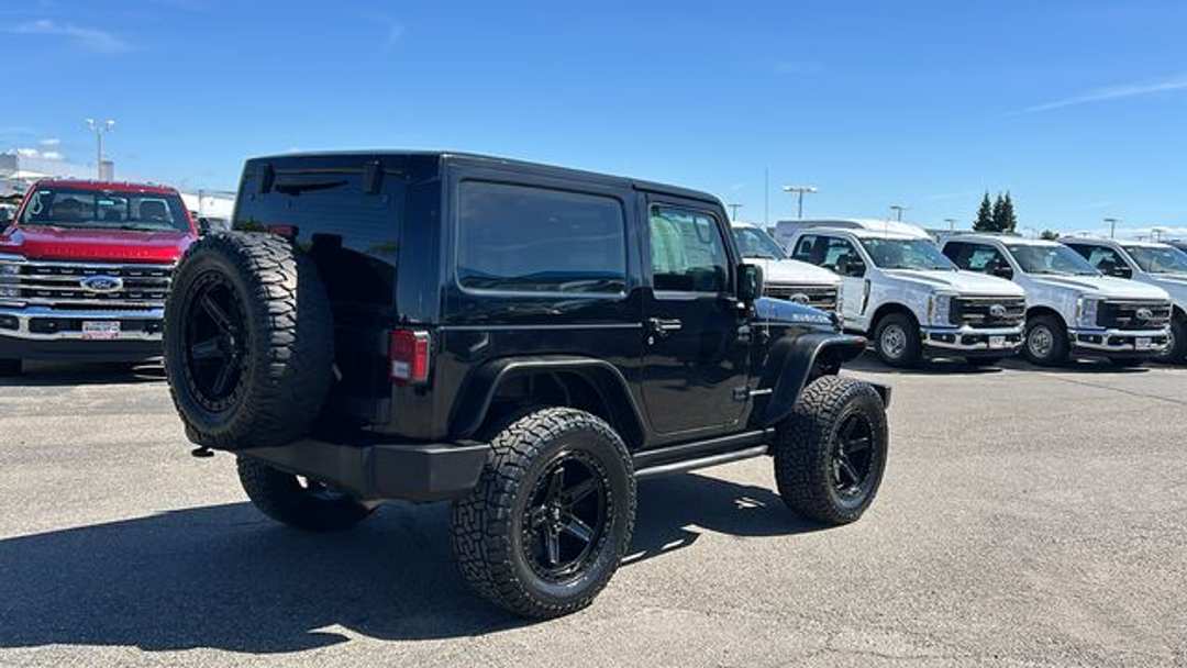 2017 Jeep Wrangler Rubicon - Image 3