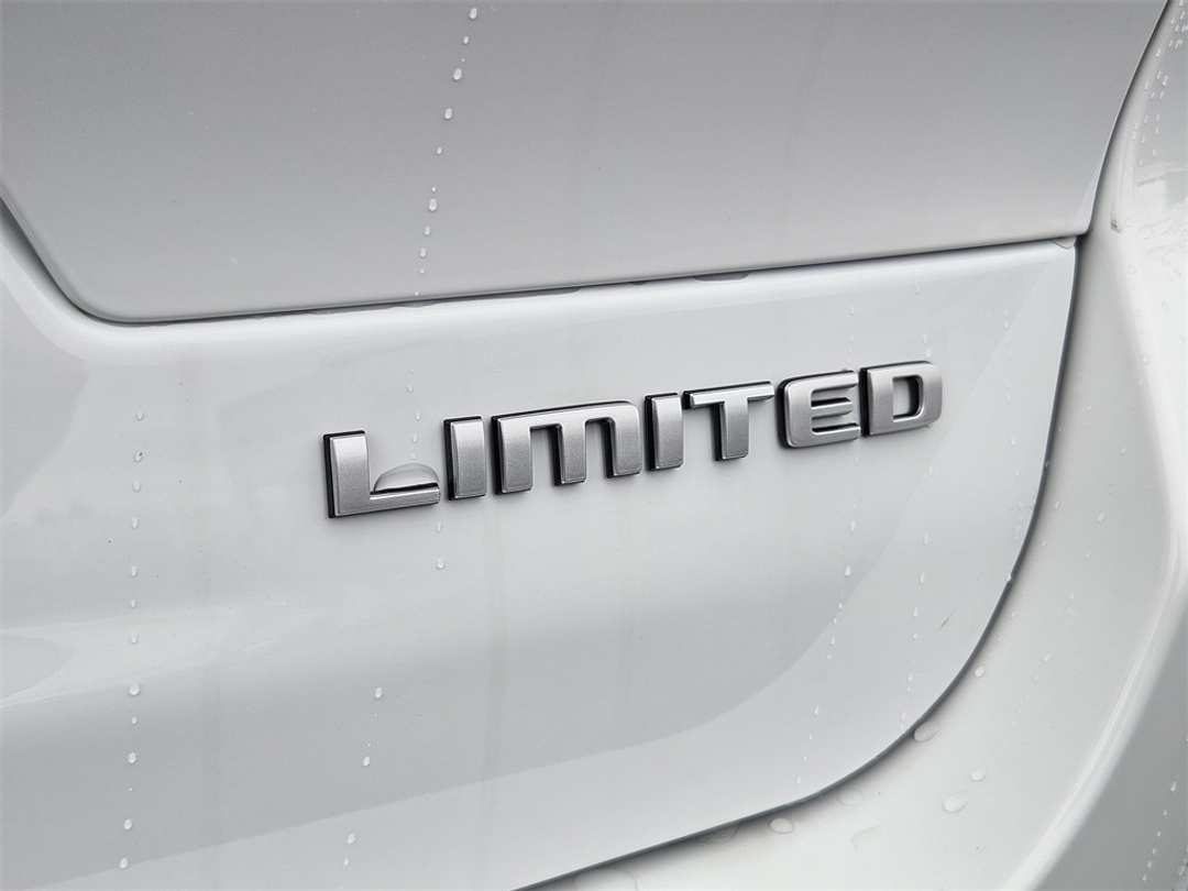 2025 Jeep Grand Cherokee L Limited - Image 33