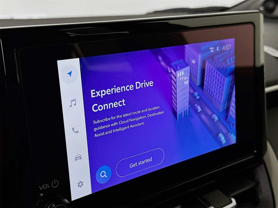 2026 Toyota Corolla XSE - Image 13